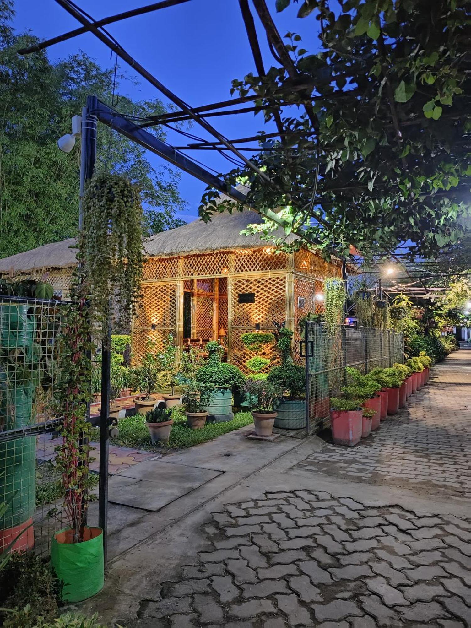Jorhāt Jaanki Farms & Resorts מראה חיצוני תמונה