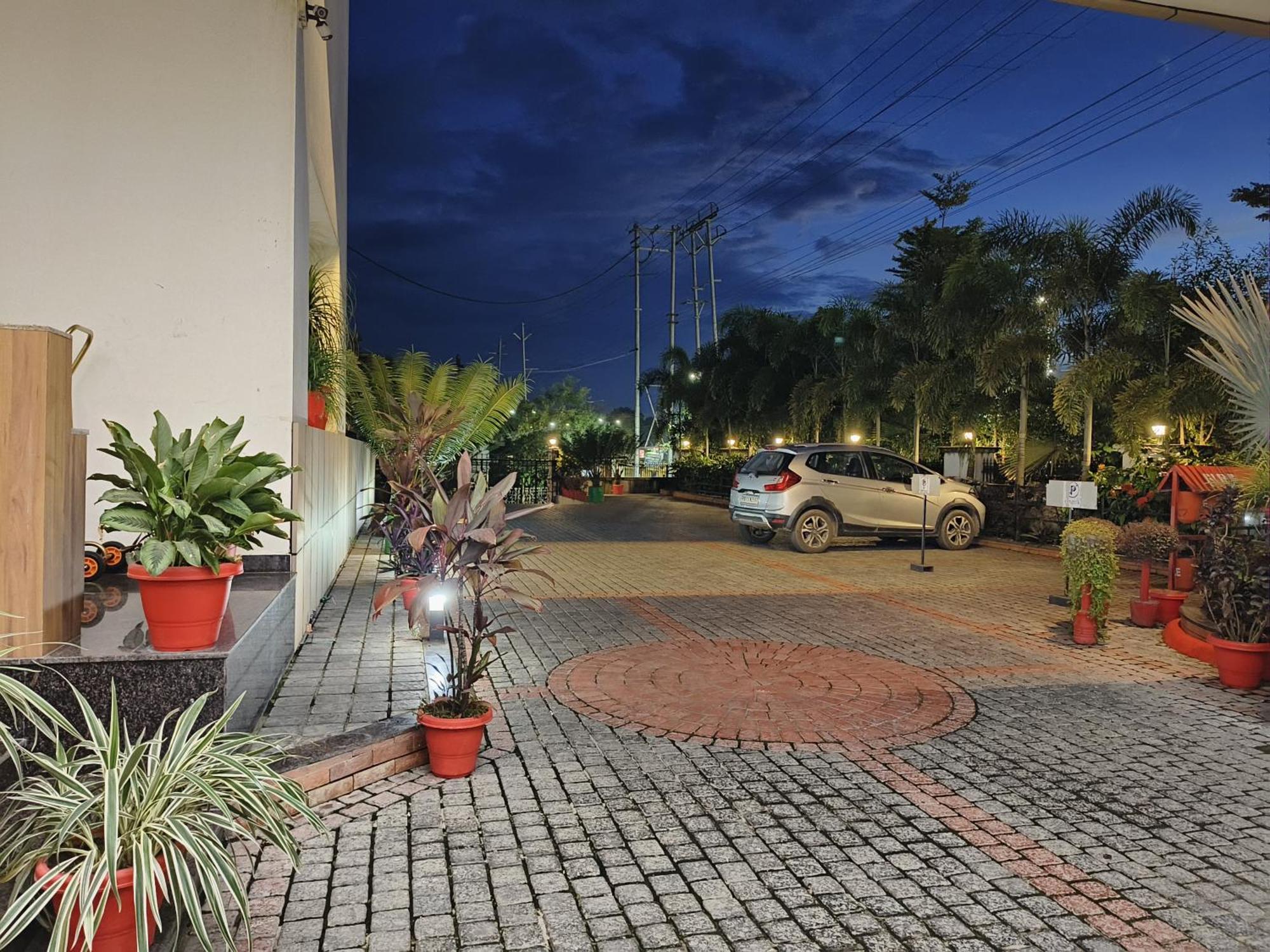 Jorhāt Jaanki Farms & Resorts מראה חיצוני תמונה