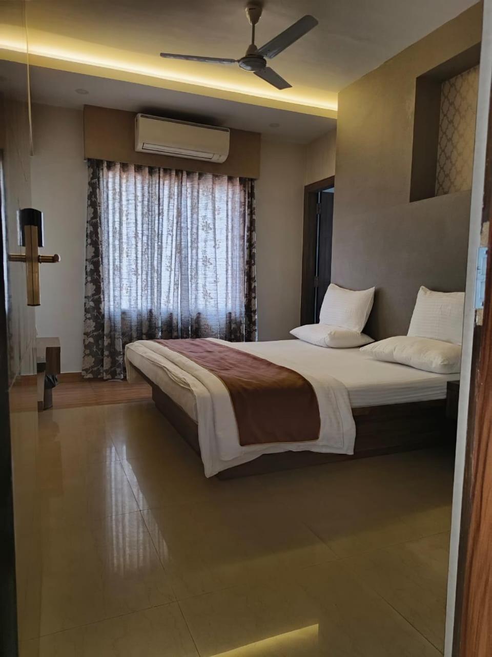 Jorhāt Jaanki Farms & Resorts מראה חיצוני תמונה