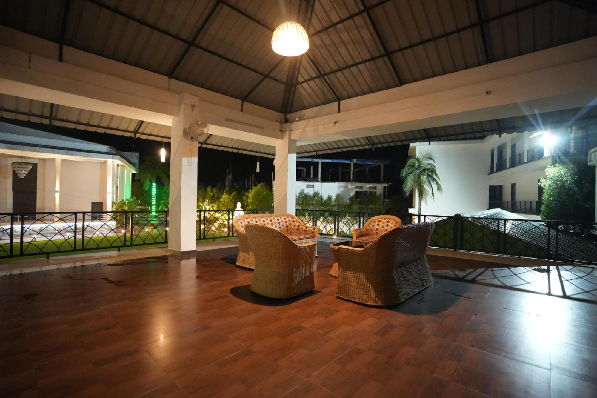 Jorhāt Jaanki Farms & Resorts מראה חיצוני תמונה